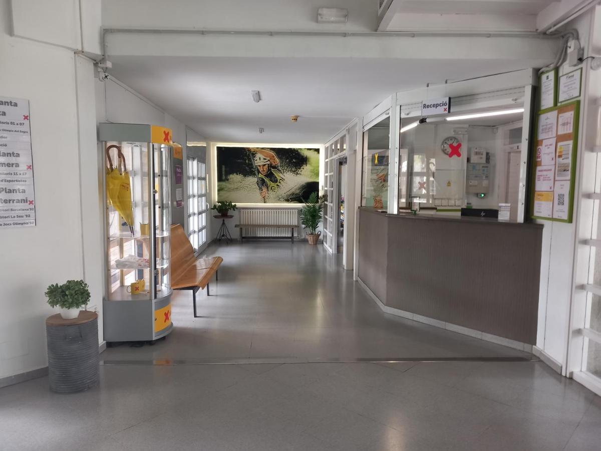 La Seu D'Urgell Xanascat Hostel Ngoại thất bức ảnh