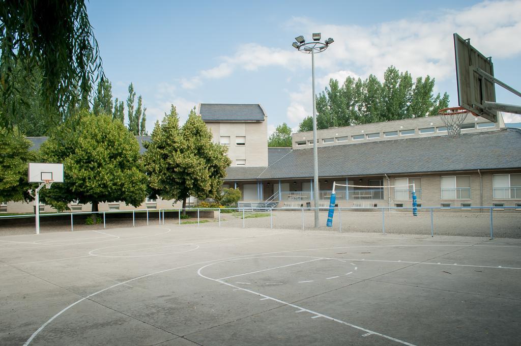 La Seu D'Urgell Xanascat Hostel Ngoại thất bức ảnh